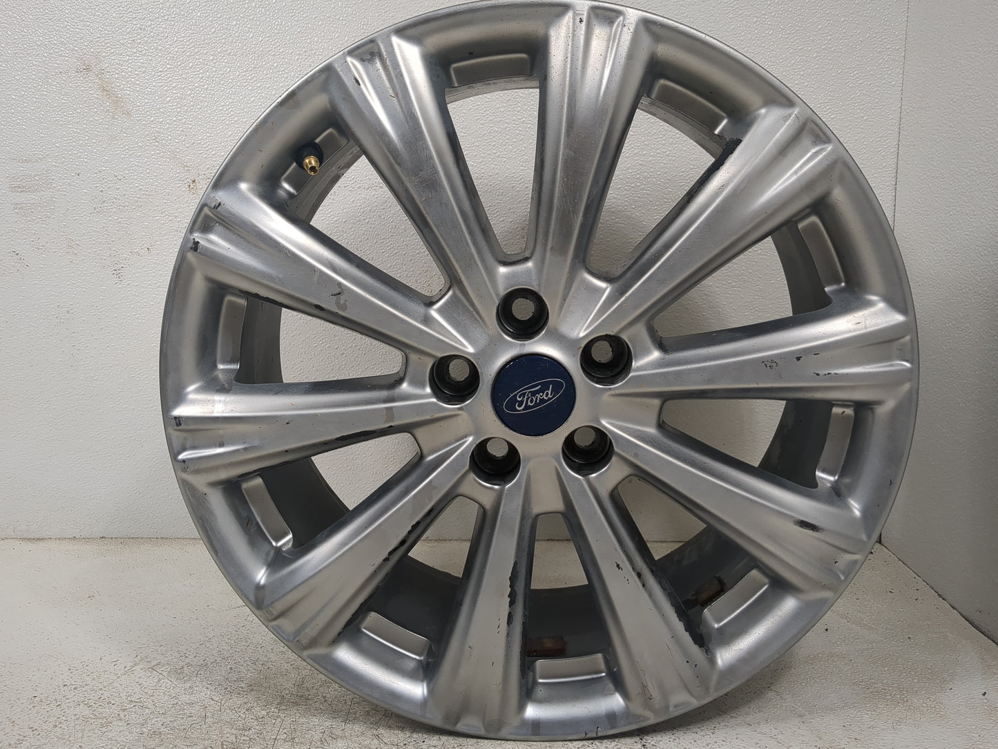 2018 Ford Escape Oem Wheel Rim 1401741 - Oemusedautoparts1.com