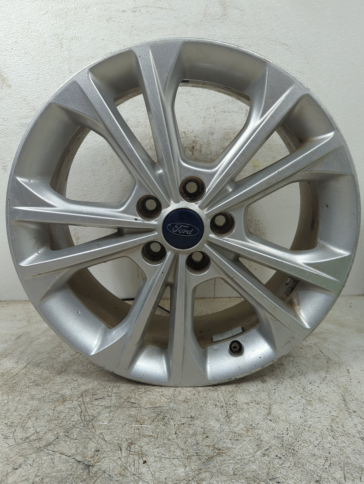 2018 Ford Escape Oem Wheel Rim 1401809 - Oemusedautoparts1.com