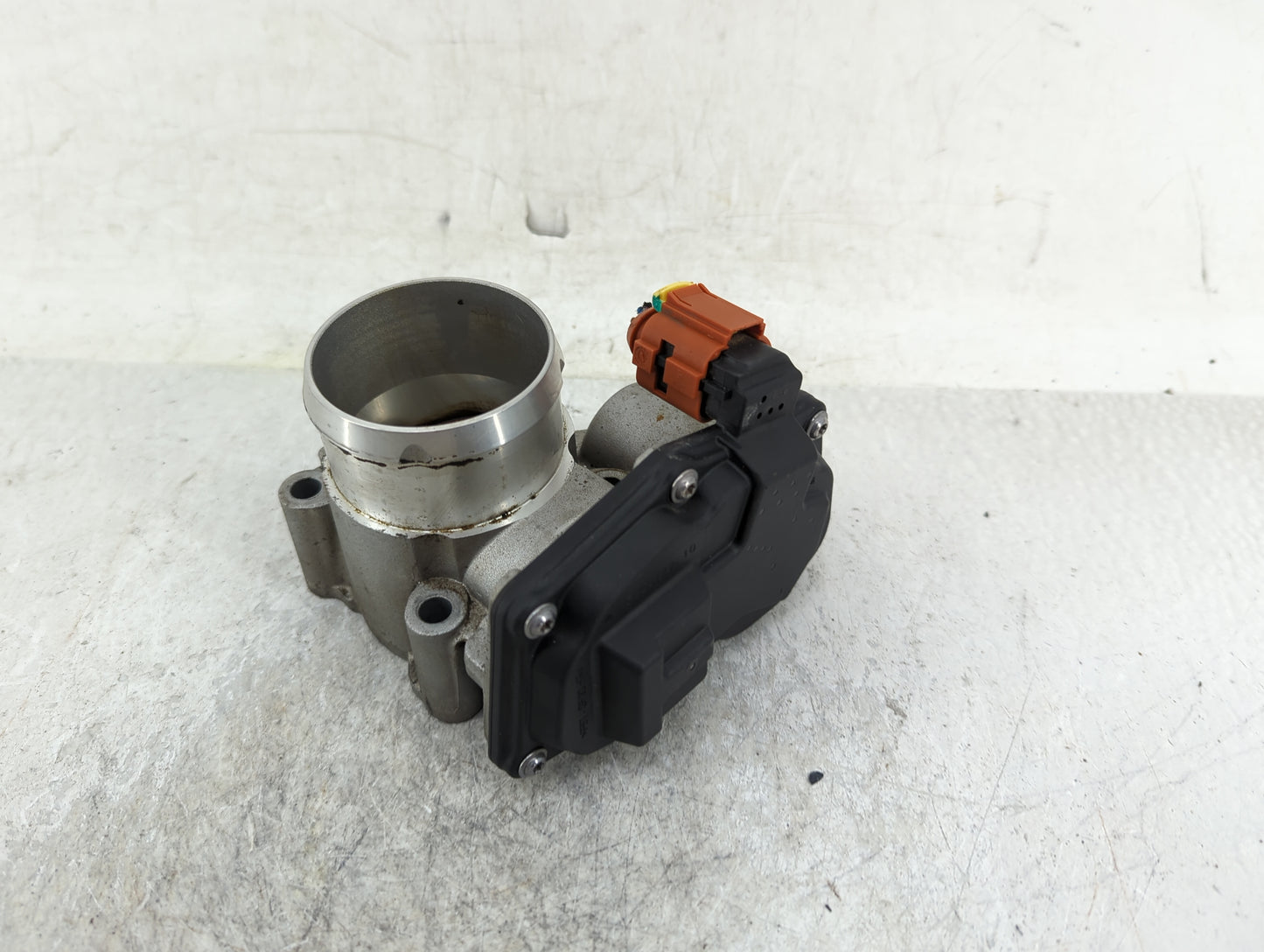 2017-2019 Ford Escape Throttle Body Fits Fits 2014 2015 2016 2017 2018 2019 2020 OEM Used Auto Parts - Oemusedautoparts1.com
