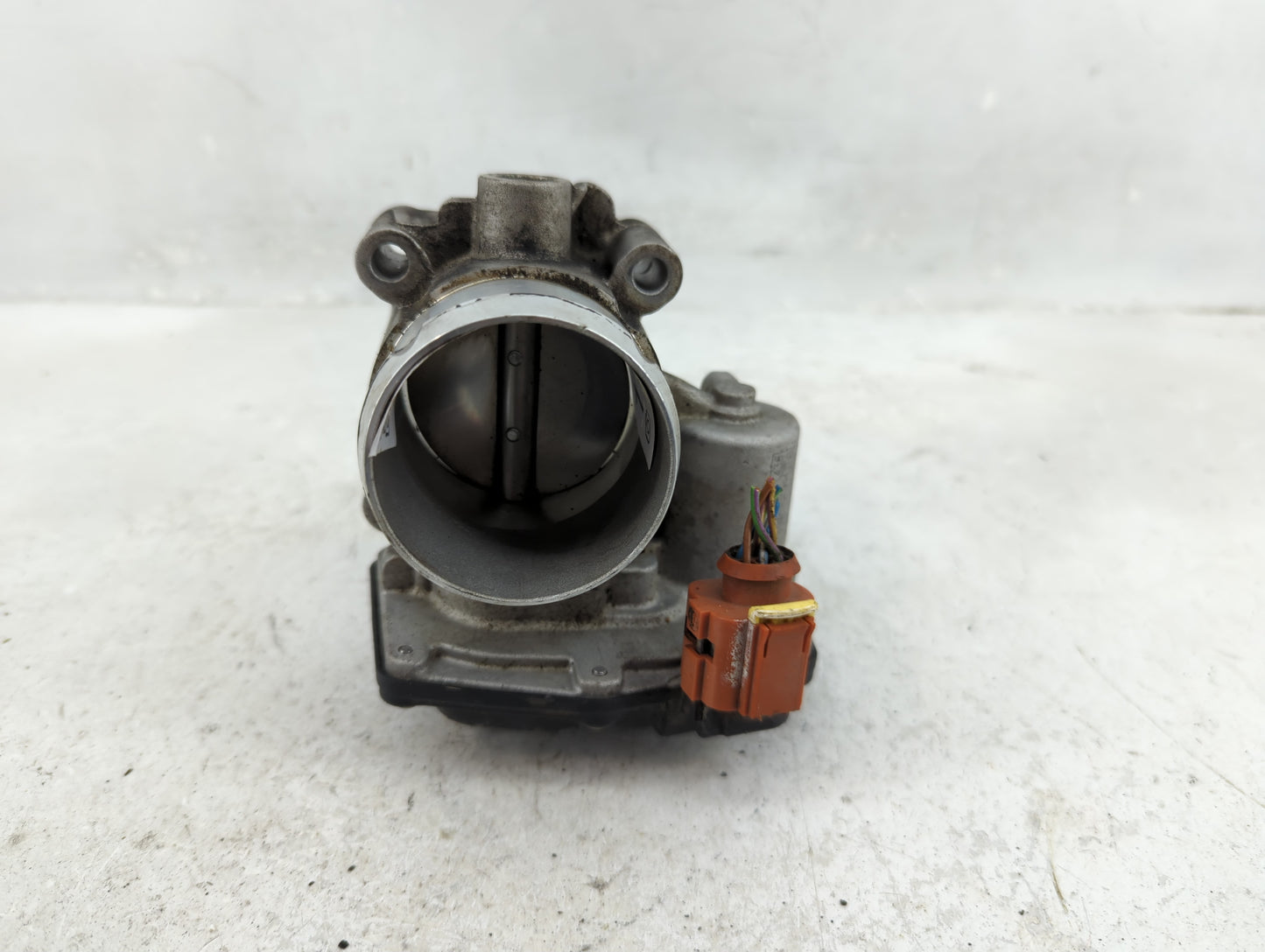 2017-2019 Ford Escape Throttle Body Fits Fits 2014 2015 2016 2017 2018 2019 2020 OEM Used Auto Parts - Oemusedautoparts1.com