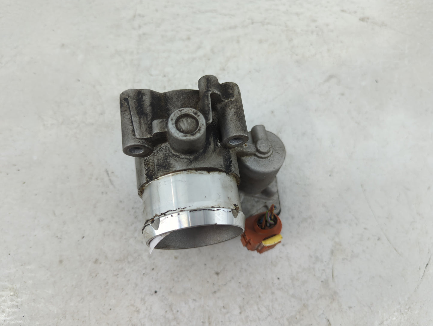 2017-2019 Ford Escape Throttle Body Fits Fits 2014 2015 2016 2017 2018 2019 2020 OEM Used Auto Parts - Oemusedautoparts1.com