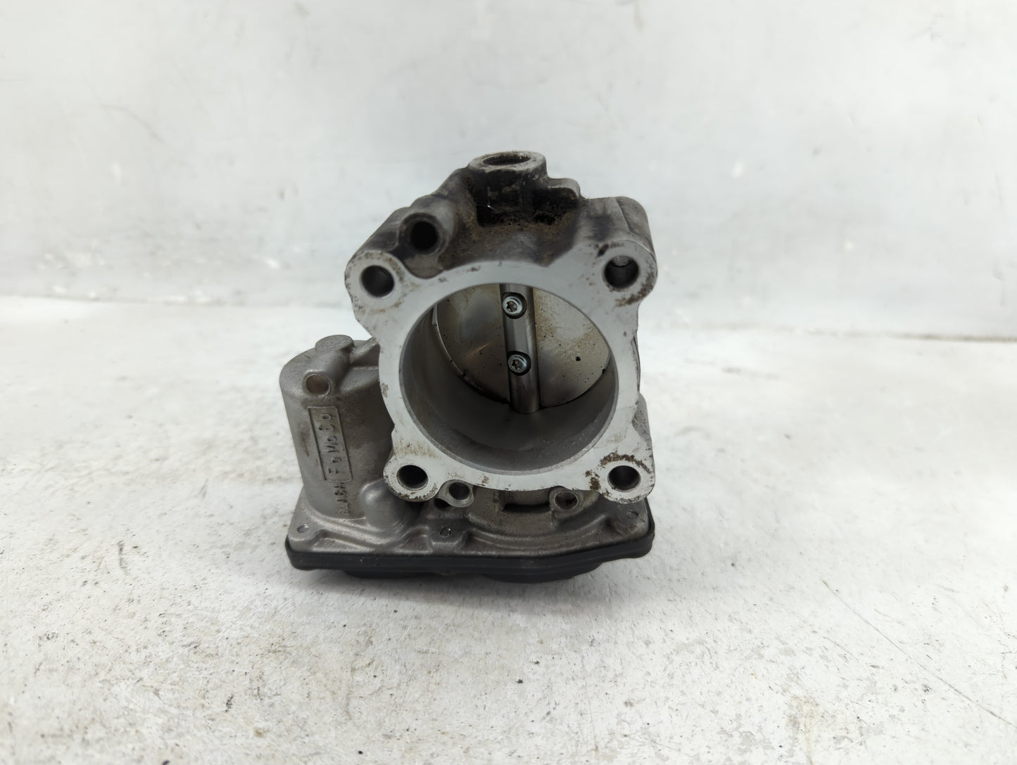 2017-2019 Ford Escape Throttle Body Fits Fits 2014 2015 2016 2017 2018 2019 2020 OEM Used Auto Parts - Oemusedautoparts1.com