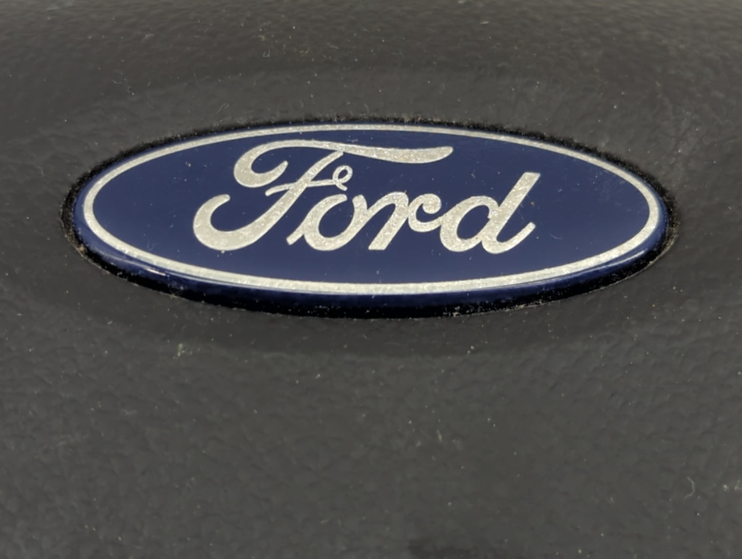 2017-2019 Ford Escape Air Bag Driver Left Steering Wheel Mounted P/N:GJ54A043B13AB3ZHE Fits Fits 2017 2018 2019 OEM Used Aut