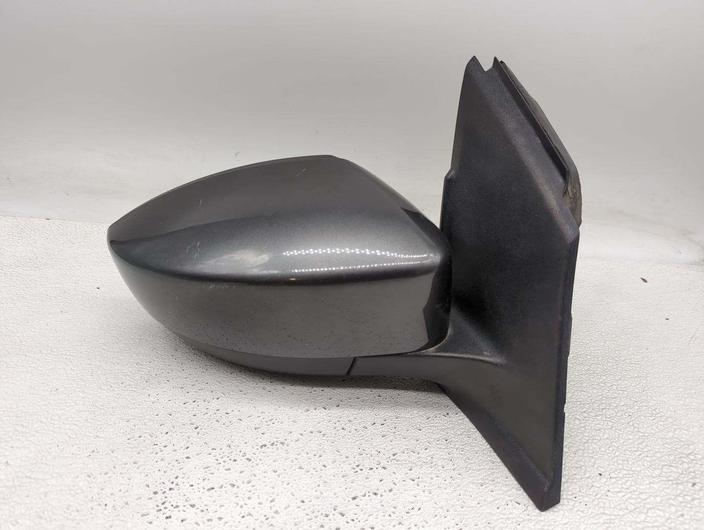 2017-2019 Ford Escape Passenger Side View Mirror - Right Door Mirror OEM Used - Oemusedautoparts1.com