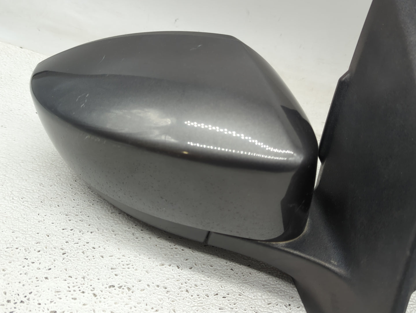 2017-2019 Ford Escape Passenger Side View Mirror - Right Door Mirror OEM Used - Oemusedautoparts1.com