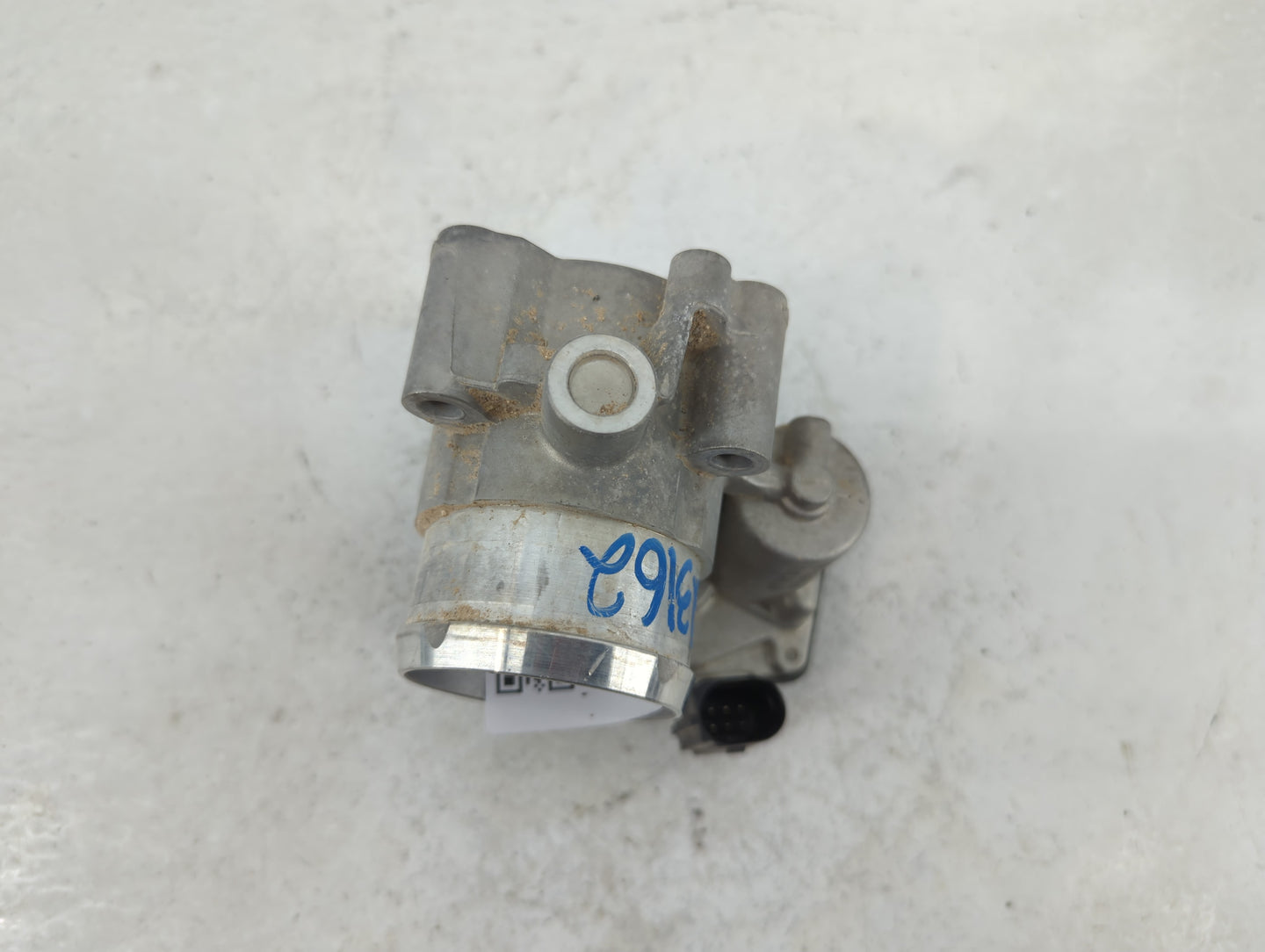 2017-2019 Ford Escape Throttle Body P/N:50989011 Fits Fits 2014 2015 2016 2017 2018 2019 2020 OEM Used Auto Parts - Oemuseda