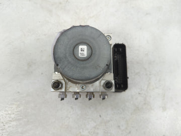 2017-2019 Ford Escape ABS Pump Control Module Replacement P/N:GV61-2C405-CJ Fits Fits 2017 2018 2019 OEM Used Auto Parts