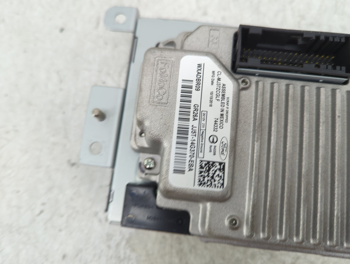 2016-2019 Ford Escape Information Display Screen - Oemusedautoparts1.com