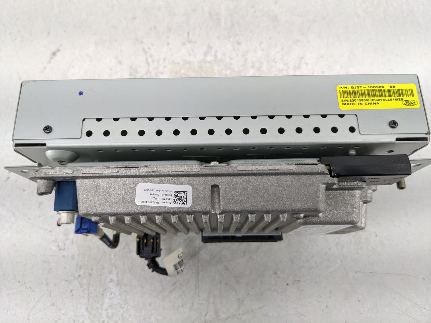 2016-2019 Ford Escape Information Display Screen - Oemusedautoparts1.com