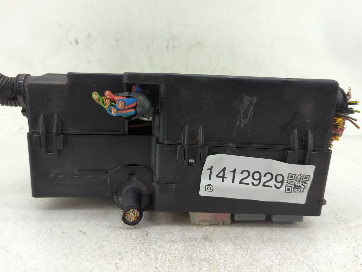 2018 Ford Escape Fusebox Fuse Box Panel Relay Module P/N:AV6T-14A067-AD AV6T-14A142-AB Fits OEM Used Auto Parts - Oemusedaut
