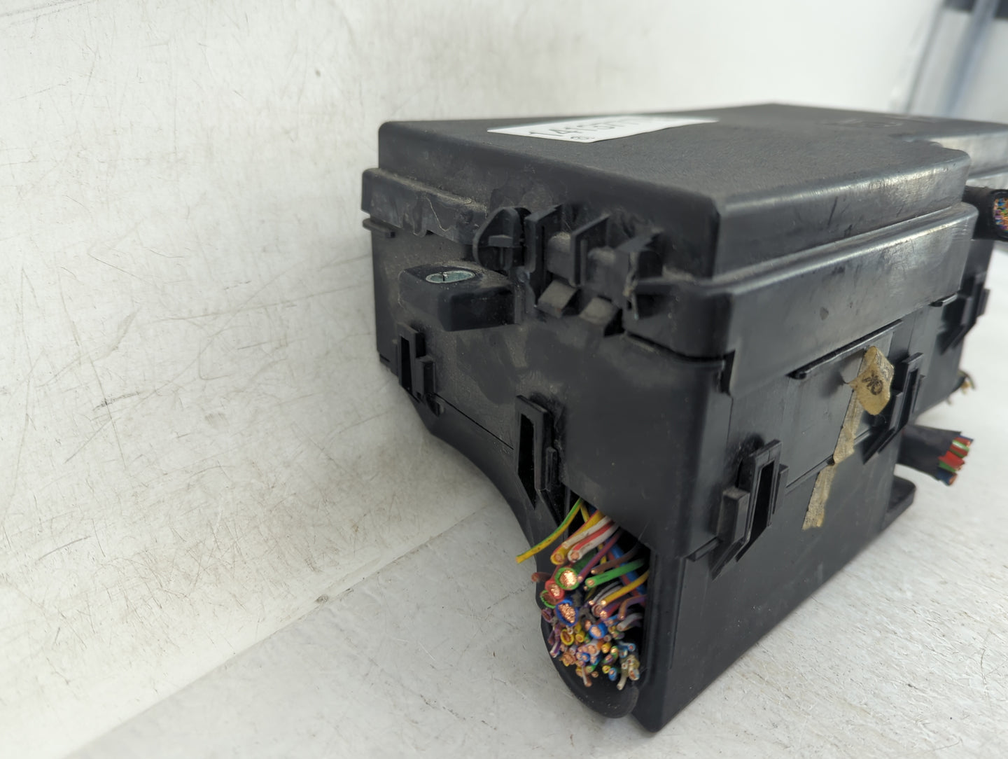2018 Ford Escape Fusebox Fuse Box Panel Relay Module P/N:GJ7T-14A076-BA 19648 000 001, 21090 000 001 Fits OEM Used Auto Part