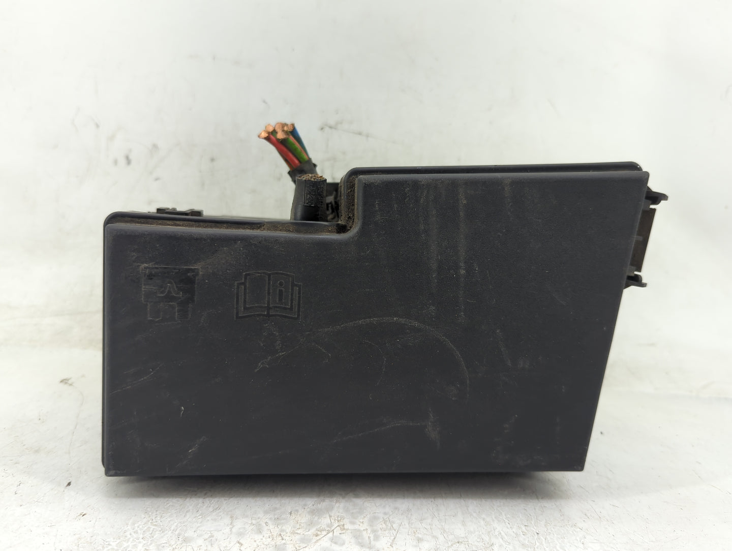 2018 Ford Escape Fusebox Fuse Box Panel Relay Module P/N:GJ7T-14A076-BA 19648 000 001, 21090 000 001 Fits OEM Used Auto Part