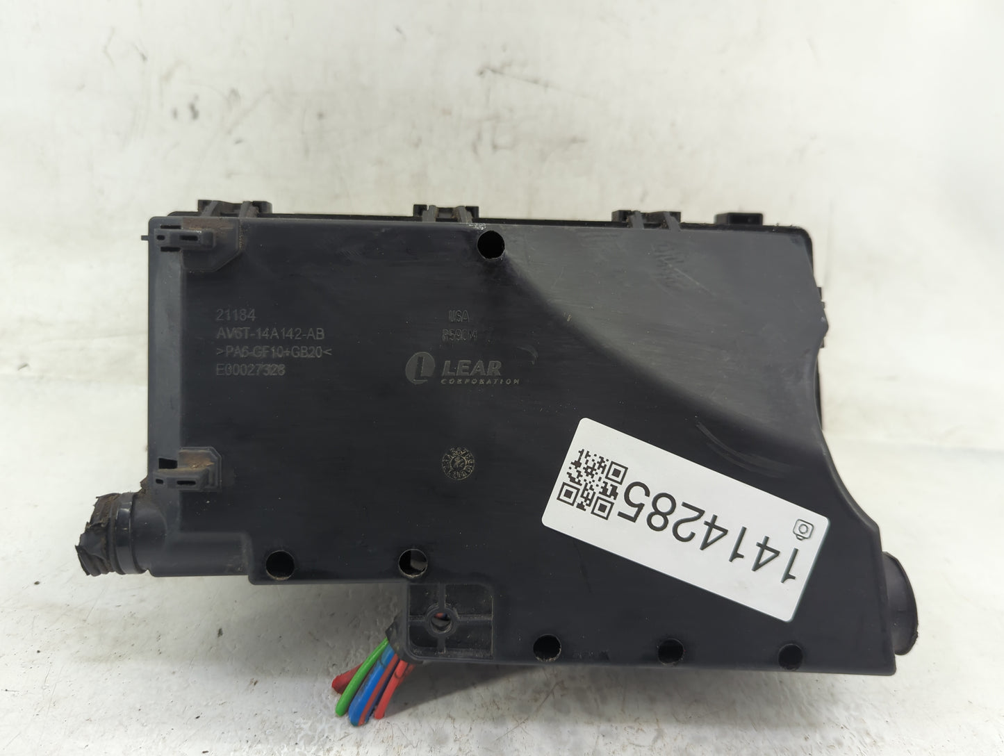 2018 Ford Escape Fusebox Fuse Box Panel Relay Module P/N:GJ7T-14A076-BA 19648 000 001, 21090 000 001 Fits OEM Used Auto Part