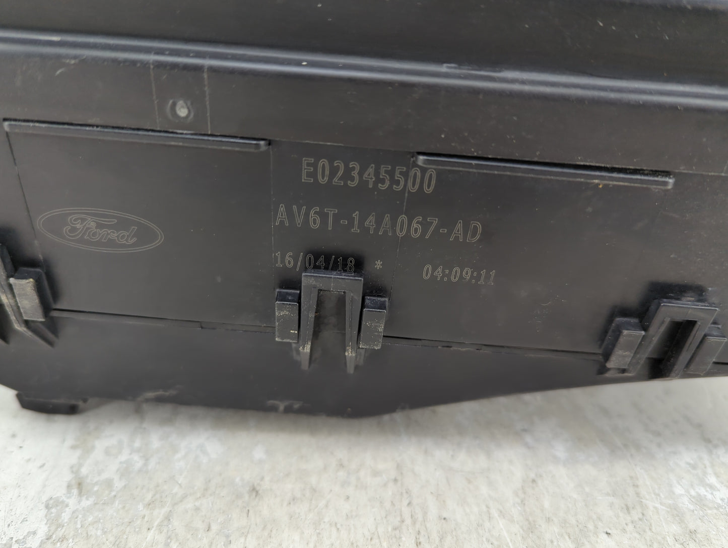 2018 Ford Escape Fusebox Fuse Box Panel Relay Module P/N:AV6T-14A067-AD Fits OEM Used Auto Parts - Oemusedautoparts1.com