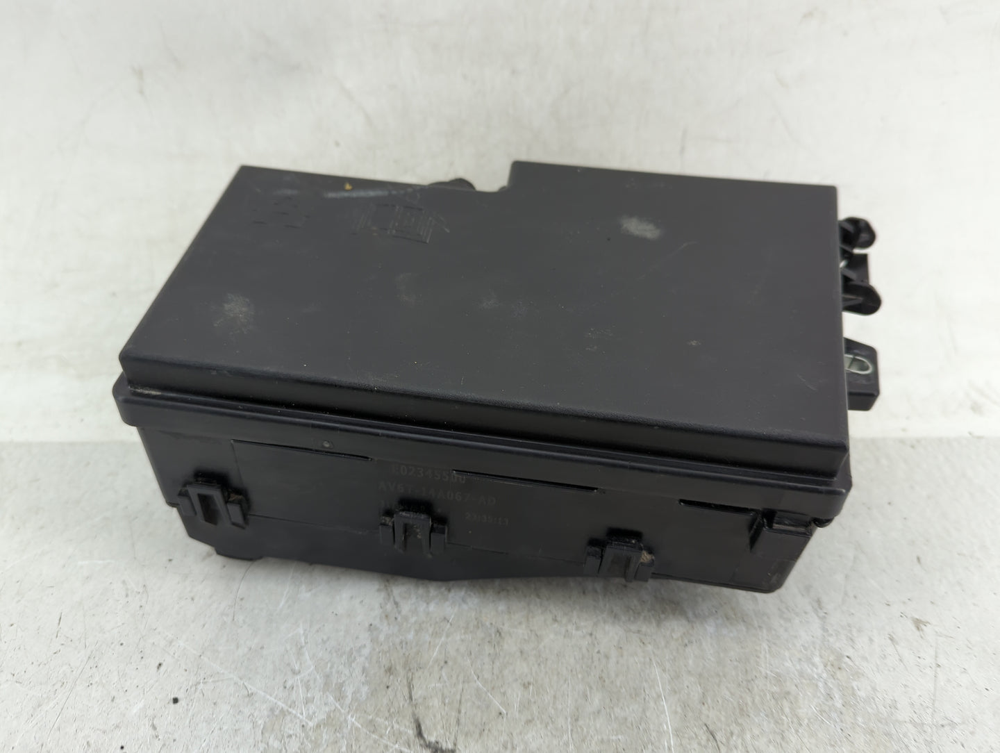 2018 Ford Escape Fusebox Fuse Box Panel Relay Module P/N:AV6T-14A067-AD Fits OEM Used Auto Parts - Oemusedautoparts1.com