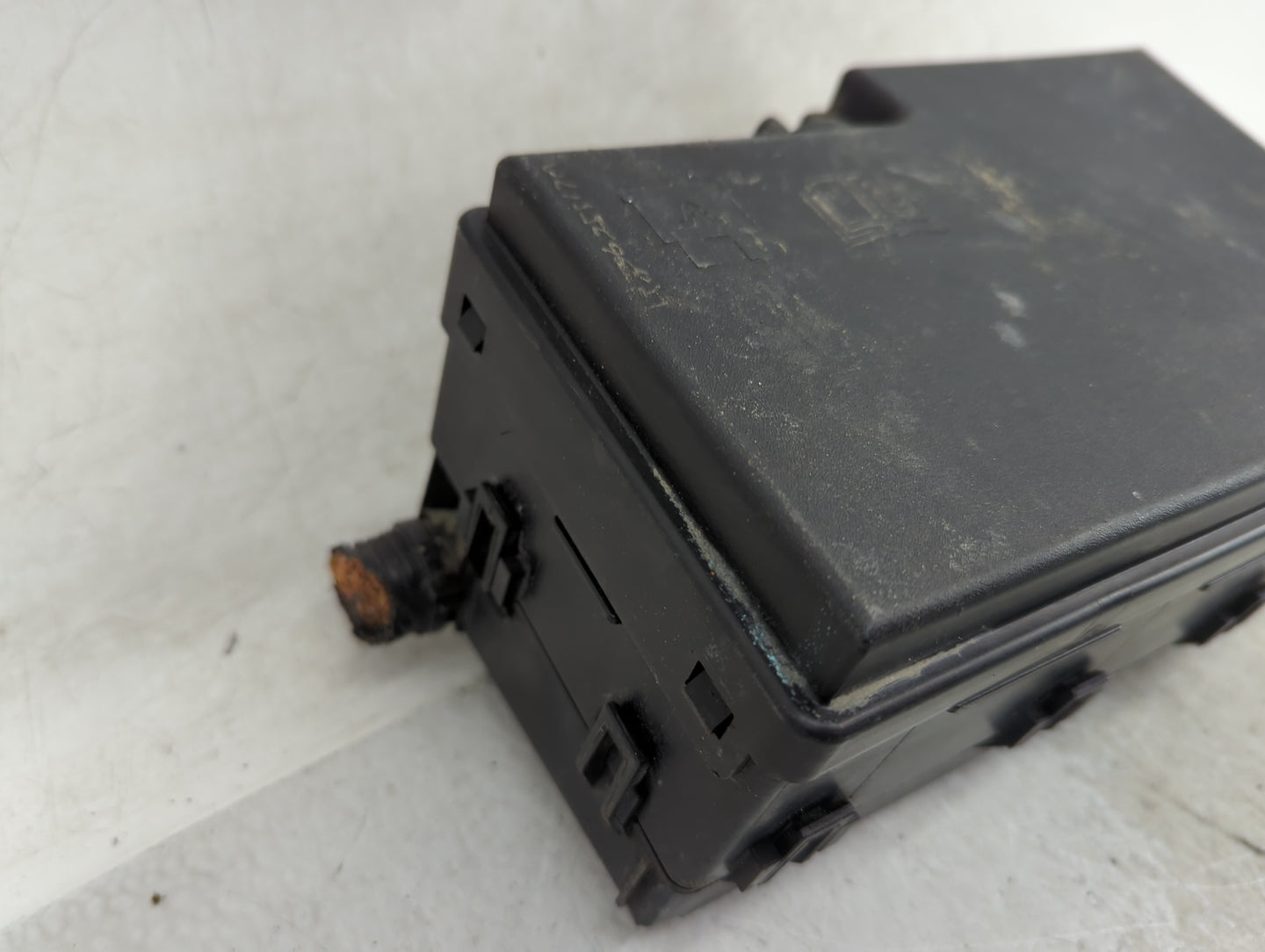 2018 Ford Escape Fusebox Fuse Box Panel Relay Module P/N:E02345500 AV6T-14A067-AD Fits OEM Used Auto Parts - Oemusedautopart