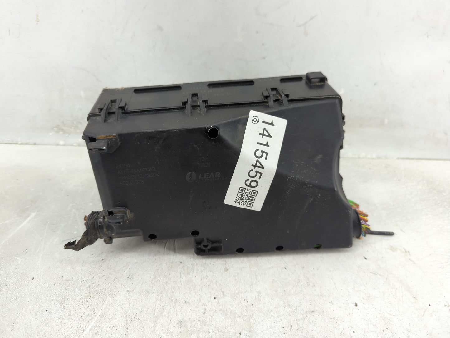 2018 Ford Escape Fusebox Fuse Box Panel Relay Module P/N:GJ7T-14A076-CA 19648 000 002, 21090 000 001 Fits OEM Used Auto Part