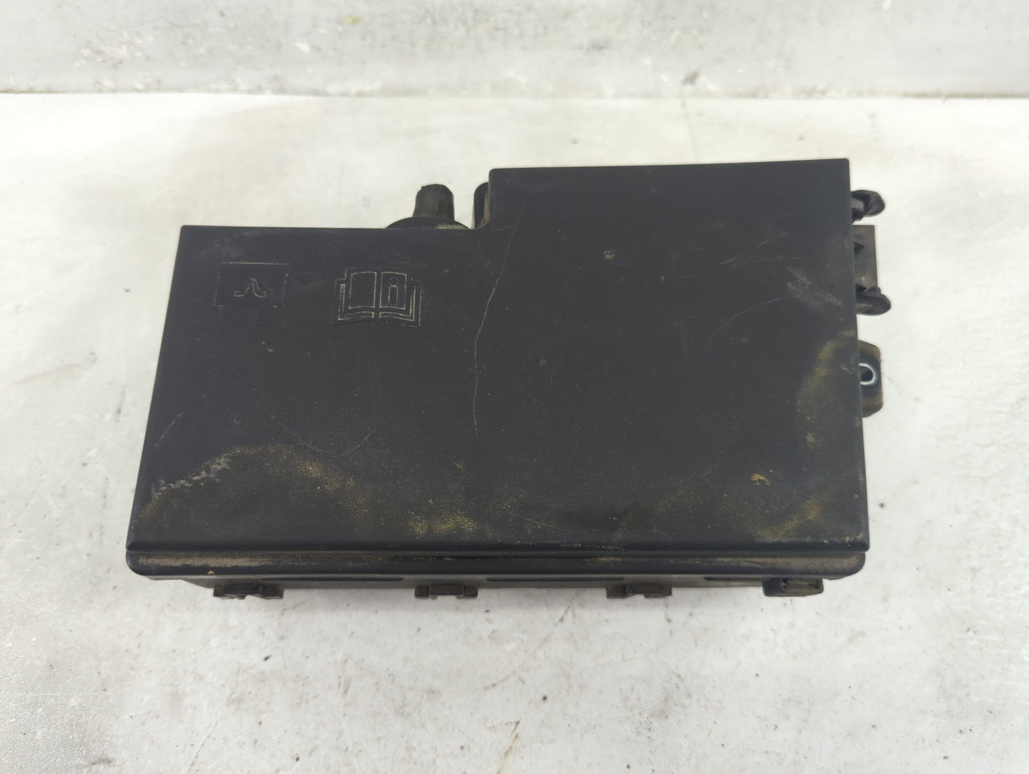 2018 Ford Escape Fusebox Fuse Box Panel Relay Module P/N:E00027328 AV6T-14A142-AB Fits OEM Used Auto Parts - Oemusedautopart