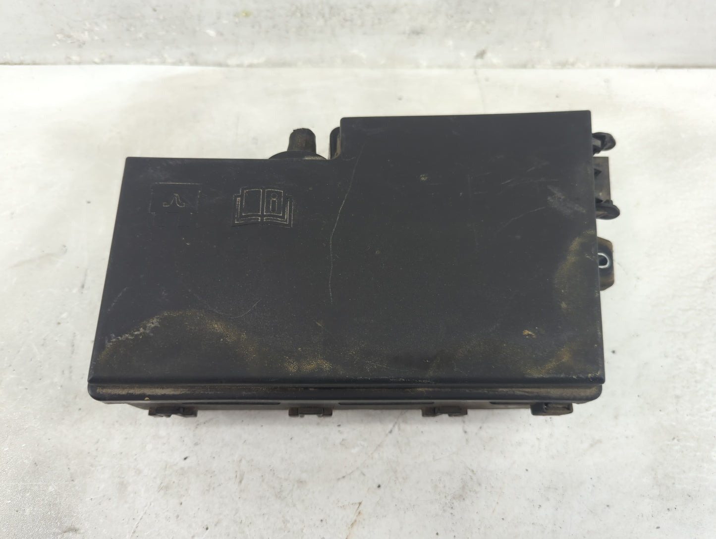 2018 Ford Escape Fusebox Fuse Box Panel Relay Module P/N:E00027328 AV6T-14A142-AB Fits OEM Used Auto Parts - Oemusedautopart