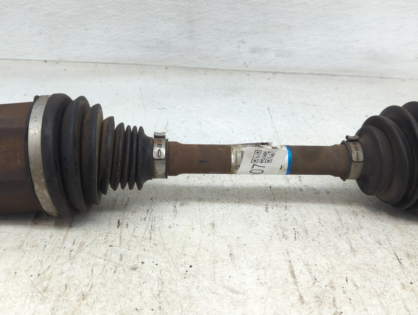 2013-2019 Ford Escape Axle Shaft Front Driver Cv C/v - Oemusedautoparts1.com