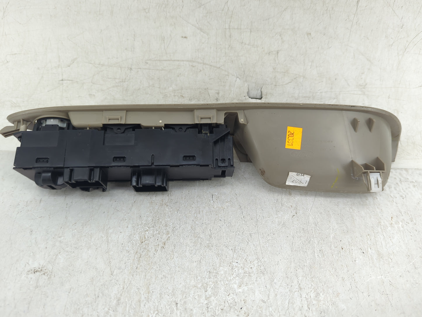 2013-2019 Ford Escape Master Power Window Switch Replacement Driver Side Left P/N:BM5T-14A132-AB Fits OEM Used Auto Parts - 
