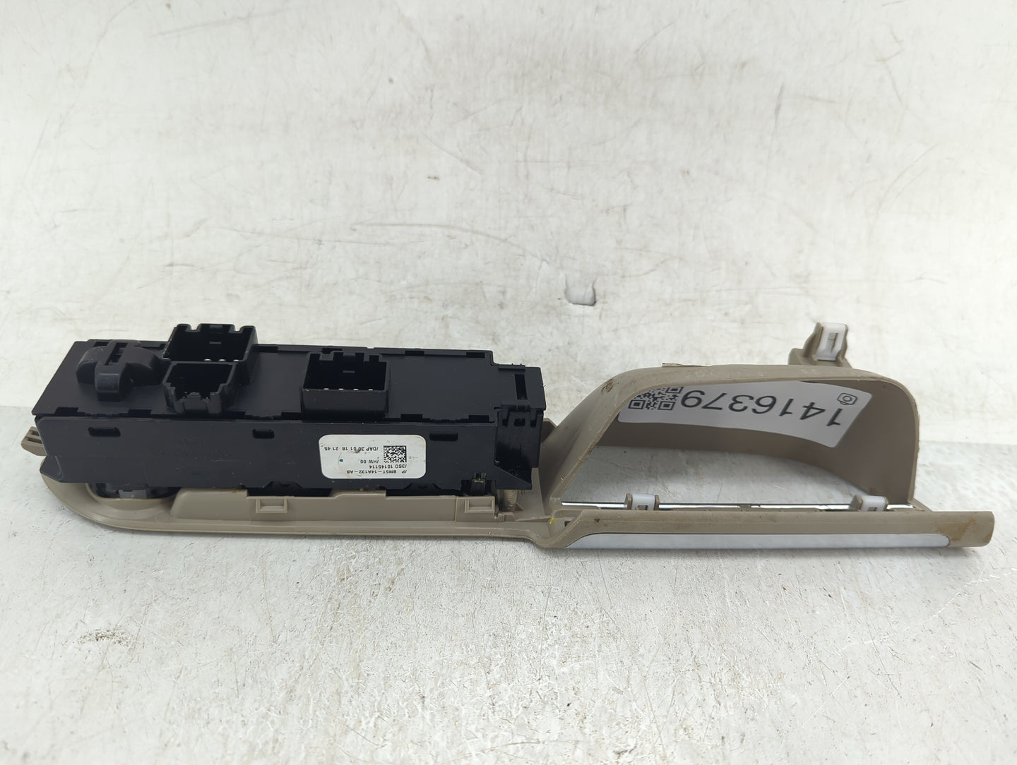 2013-2019 Ford Escape Master Power Window Switch Replacement Driver Side Left P/N:BM5T-14A132-AB Fits OEM Used Auto Parts - 