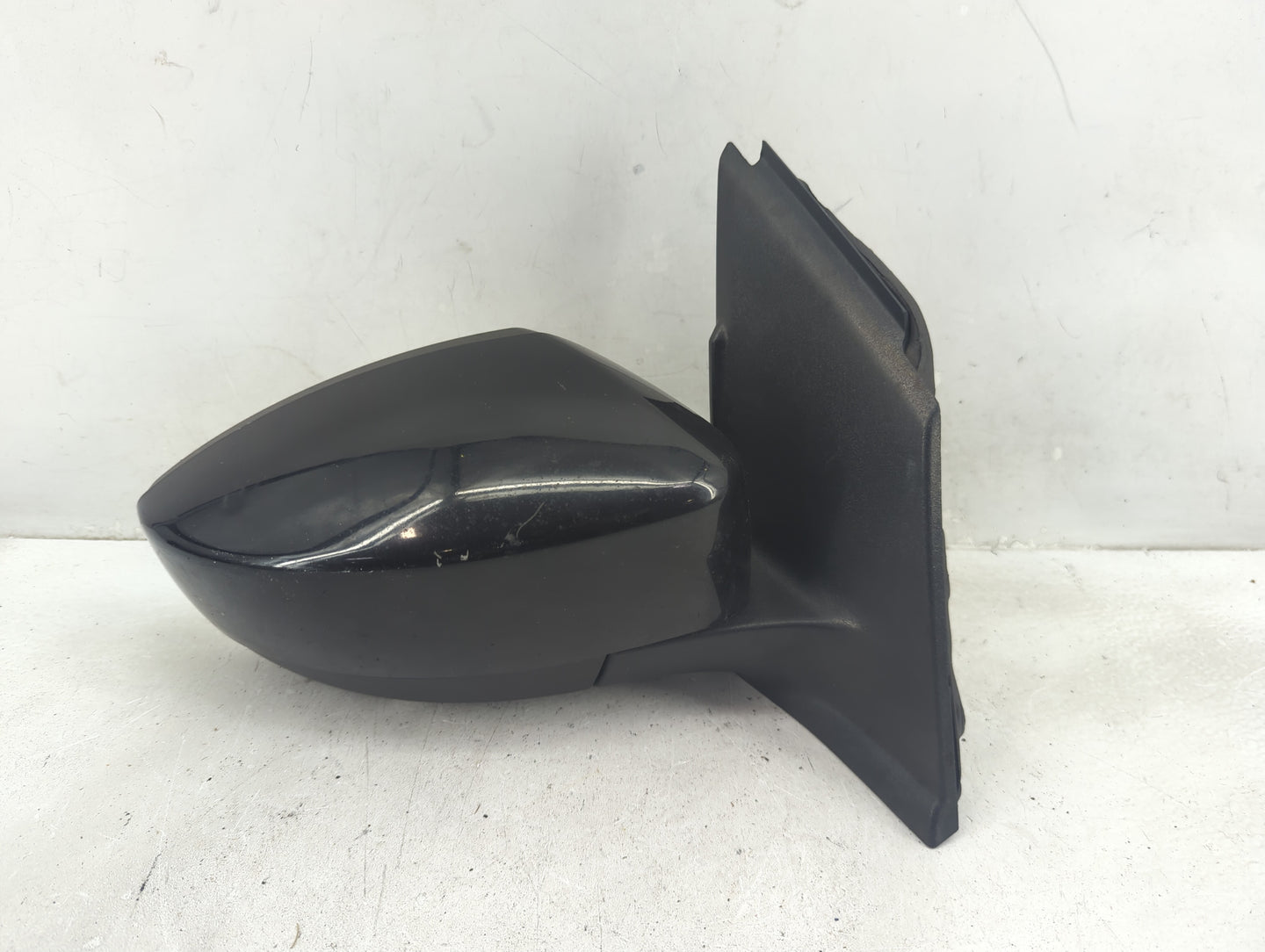 2017-2019 Ford Escape Passenger Side View Mirror - Right Door Mirror OEM Used - Oemusedautoparts1.com