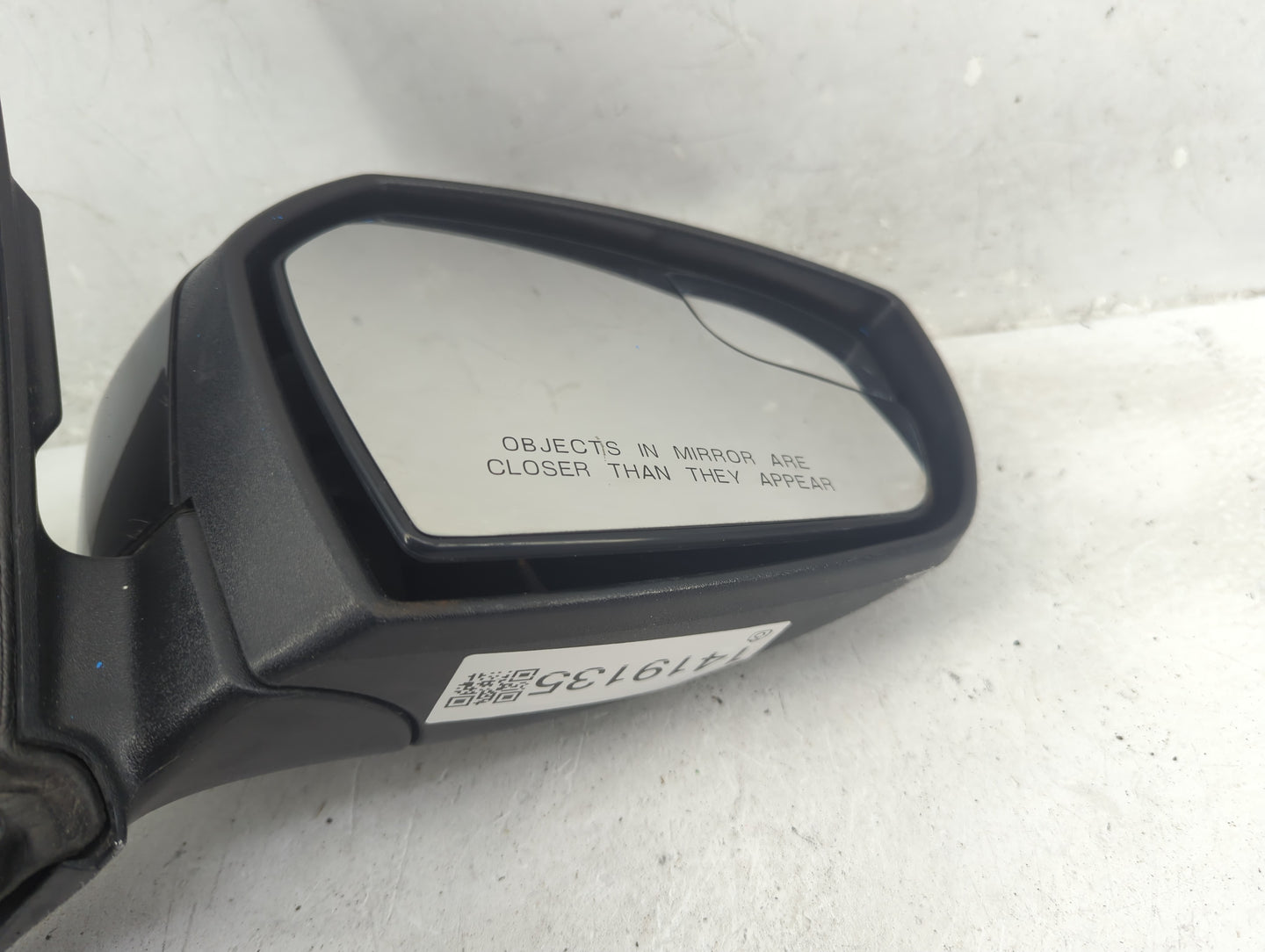 2017-2019 Ford Escape Passenger Side View Mirror - Right Door Mirror OEM Used - Oemusedautoparts1.com
