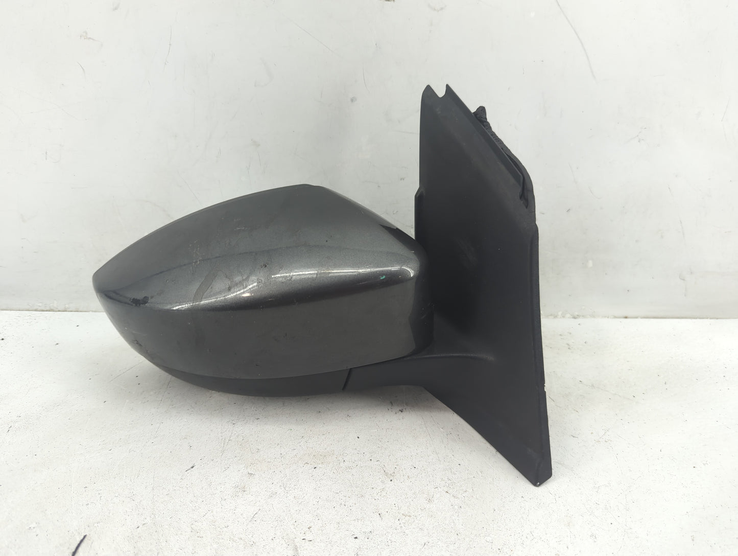2017-2019 Ford Escape Passenger Side View Mirror - Right Door Mirror OEM Used - Oemusedautoparts1.com