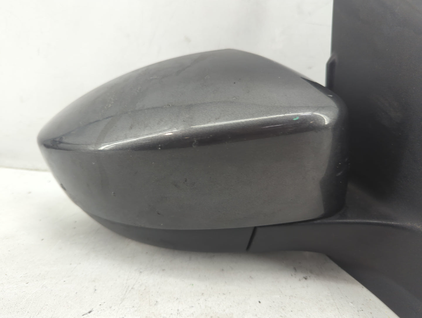 2017-2019 Ford Escape Passenger Side View Mirror - Right Door Mirror OEM Used - Oemusedautoparts1.com