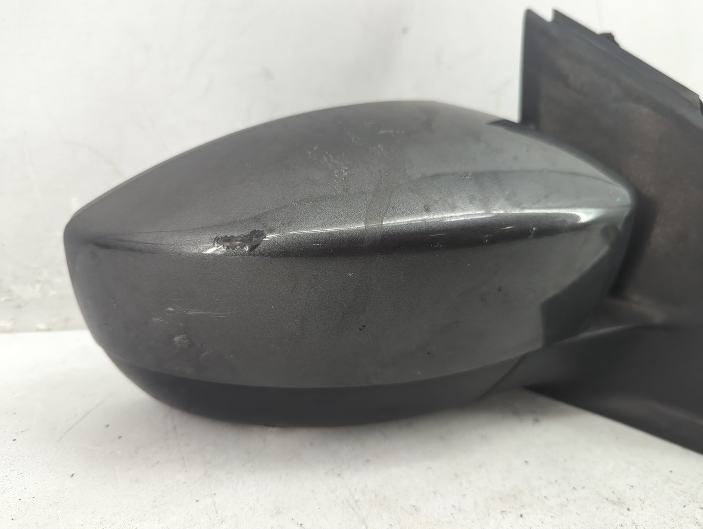 2017-2019 Ford Escape Passenger Side View Mirror - Right Door Mirror OEM Used - Oemusedautoparts1.com