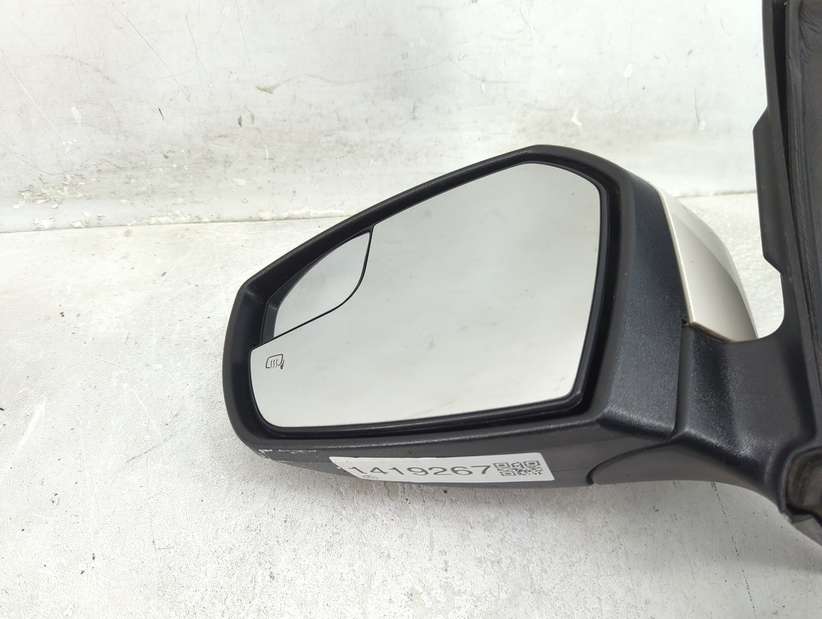 2017-2019 Ford Escape Driver Side View Mirror - Left Door Mirror OEM Used - Oemusedautoparts1.com
