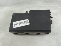 2018 Ford Escape Fusebox Fuse Box Panel Relay Module P/N:GJ7T-14076-BA 19646 000 001, 21090 000 001 Fits OEM Used Auto Parts