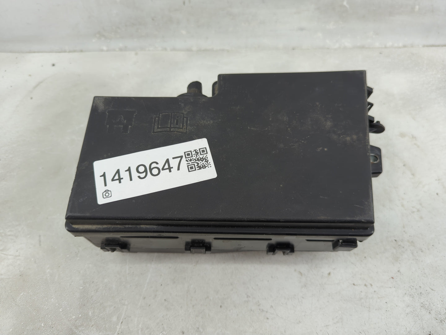 2018 Ford Escape Fusebox Fuse Box Panel Relay Module P/N:GJ7T-14076-BA 19646 000 001, 21090 000 001 Fits OEM Used Auto Parts