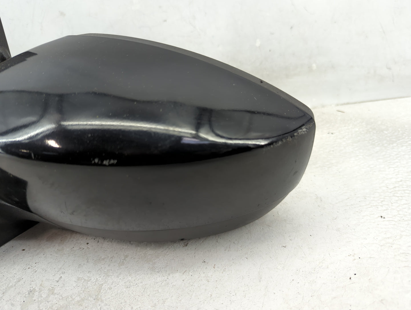 2017-2019 Ford Escape Driver Side View Mirror - Left Door Mirror OEM Used - Oemusedautoparts1.com
