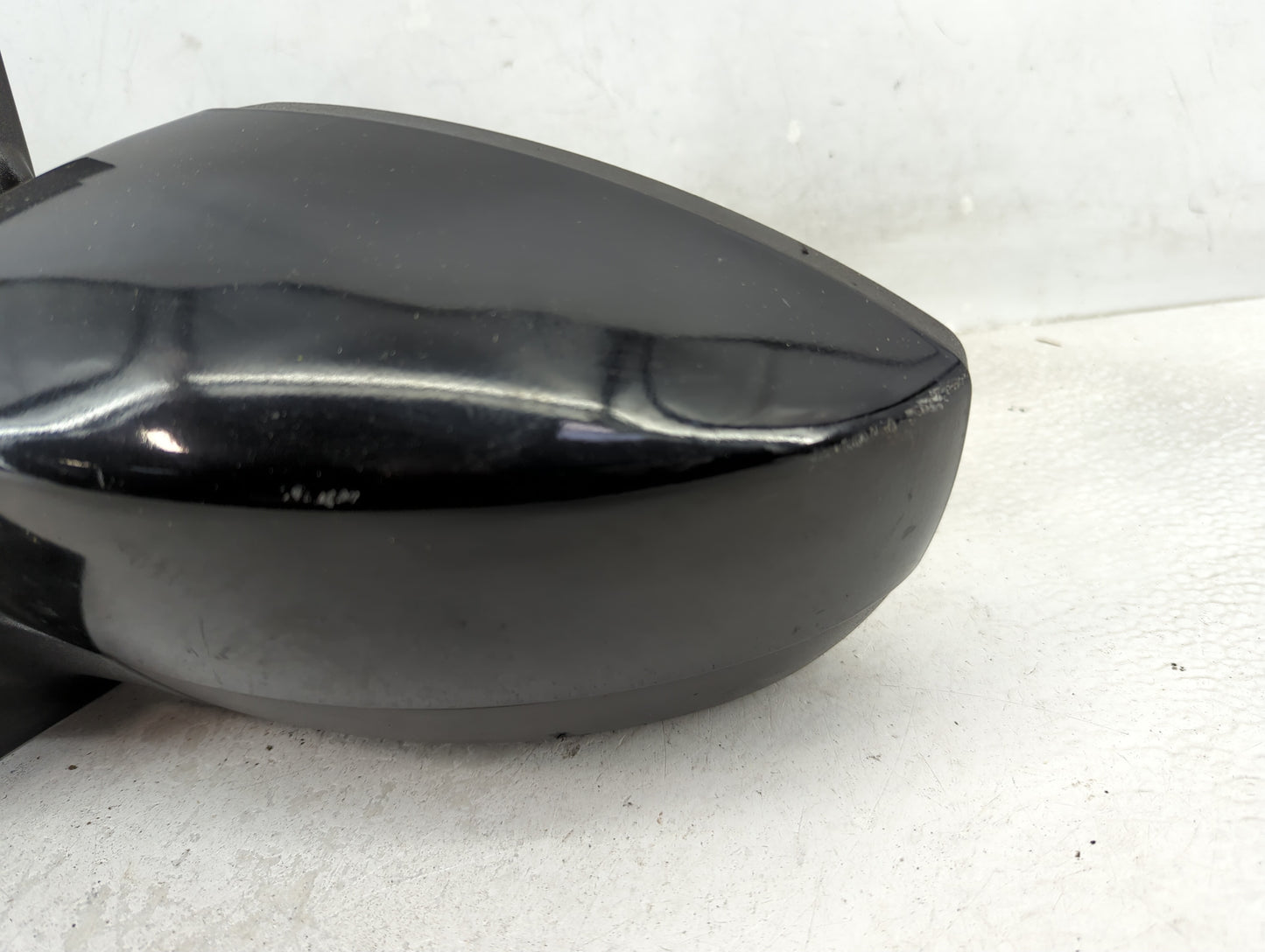 2017-2019 Ford Escape Driver Side View Mirror - Left Door Mirror OEM Used - Oemusedautoparts1.com