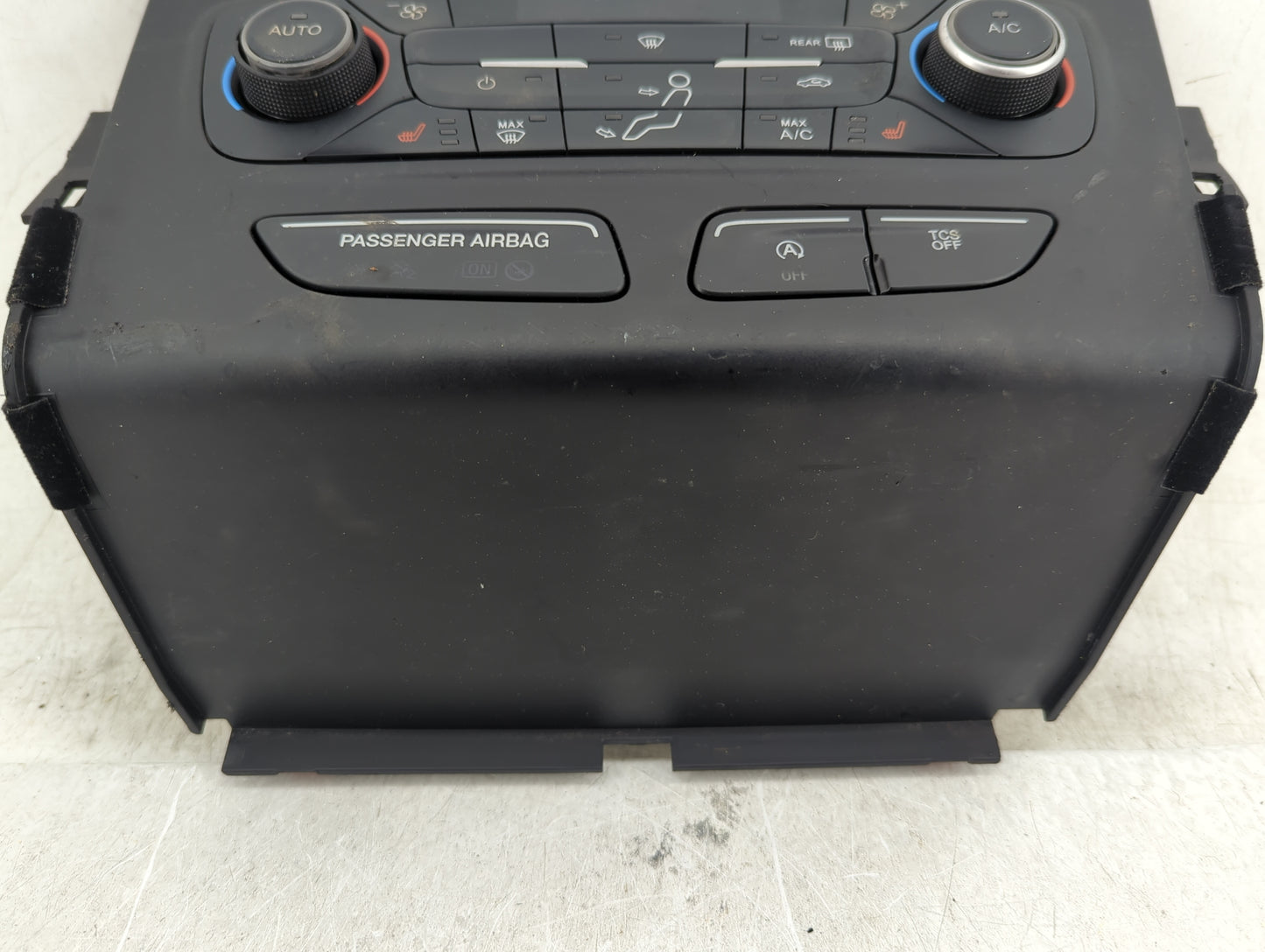 2018-2019 Ford Escape Climate Control Module Temperature AC/Heater Replacement P/N:GJ5T-18C612 Fits Fits 2018 2019 OEM Used 