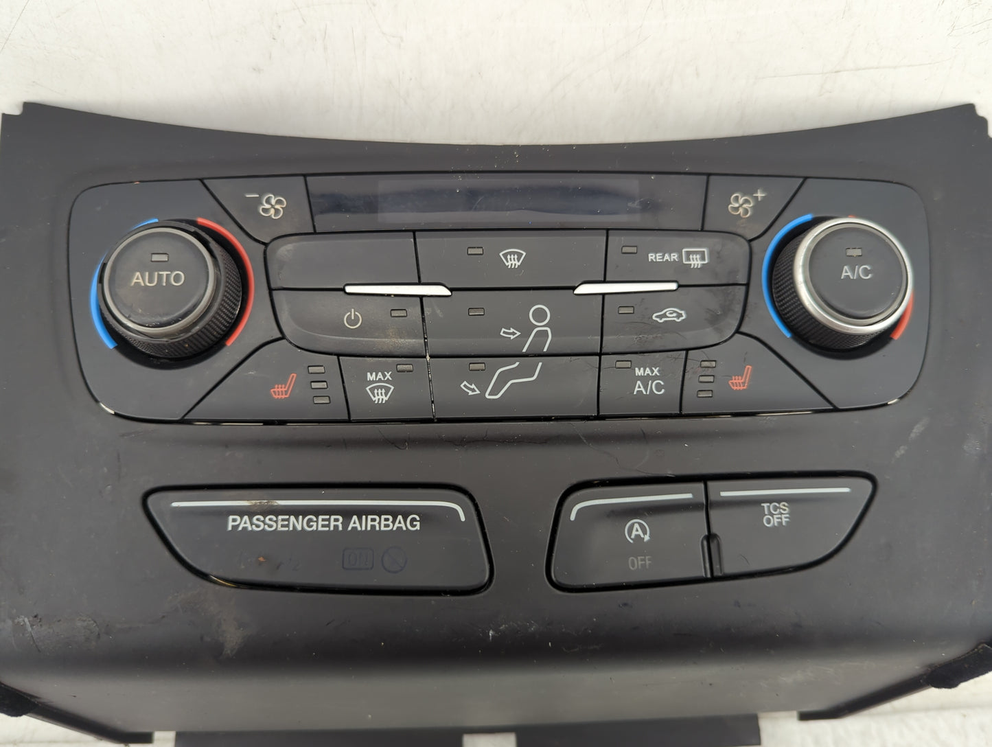 2018-2019 Ford Escape Climate Control Module Temperature AC/Heater Replacement P/N:GJ5T-18C612 Fits Fits 2018 2019 OEM Used 
