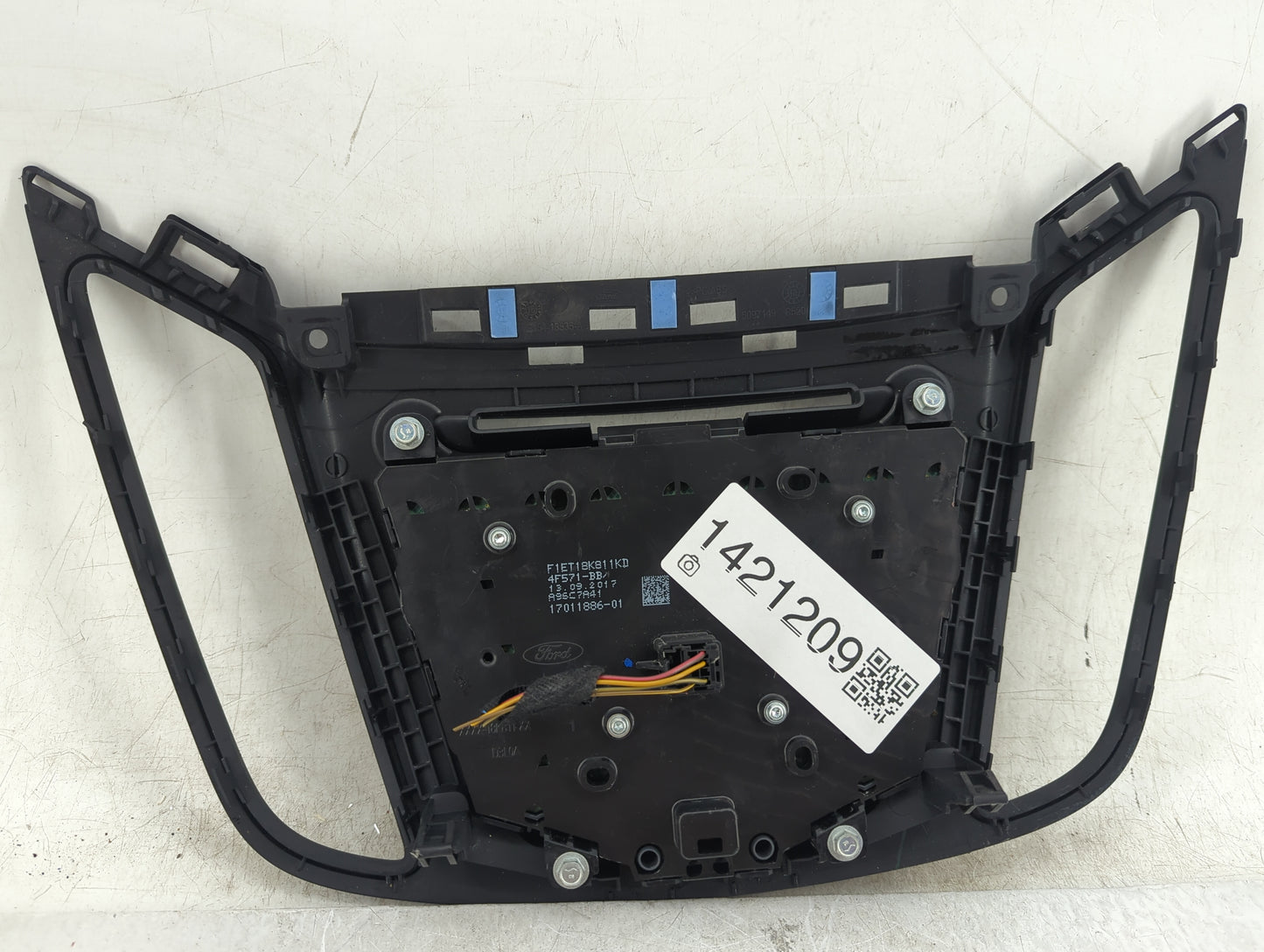 2017-2019 Ford Escape Radio Control Panel - Oemusedautoparts1.com