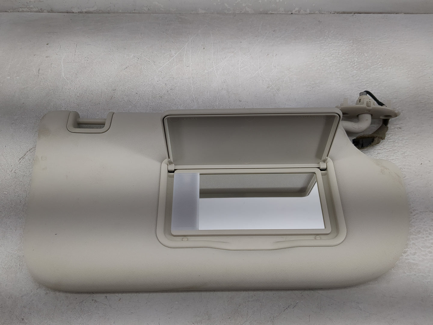 2013-2019 Ford Escape Sun Visor Shade Replacement Passenger Right Mirror Fits Fits 2013 2014 2015 2016 2017 2018 2019 OEM Us