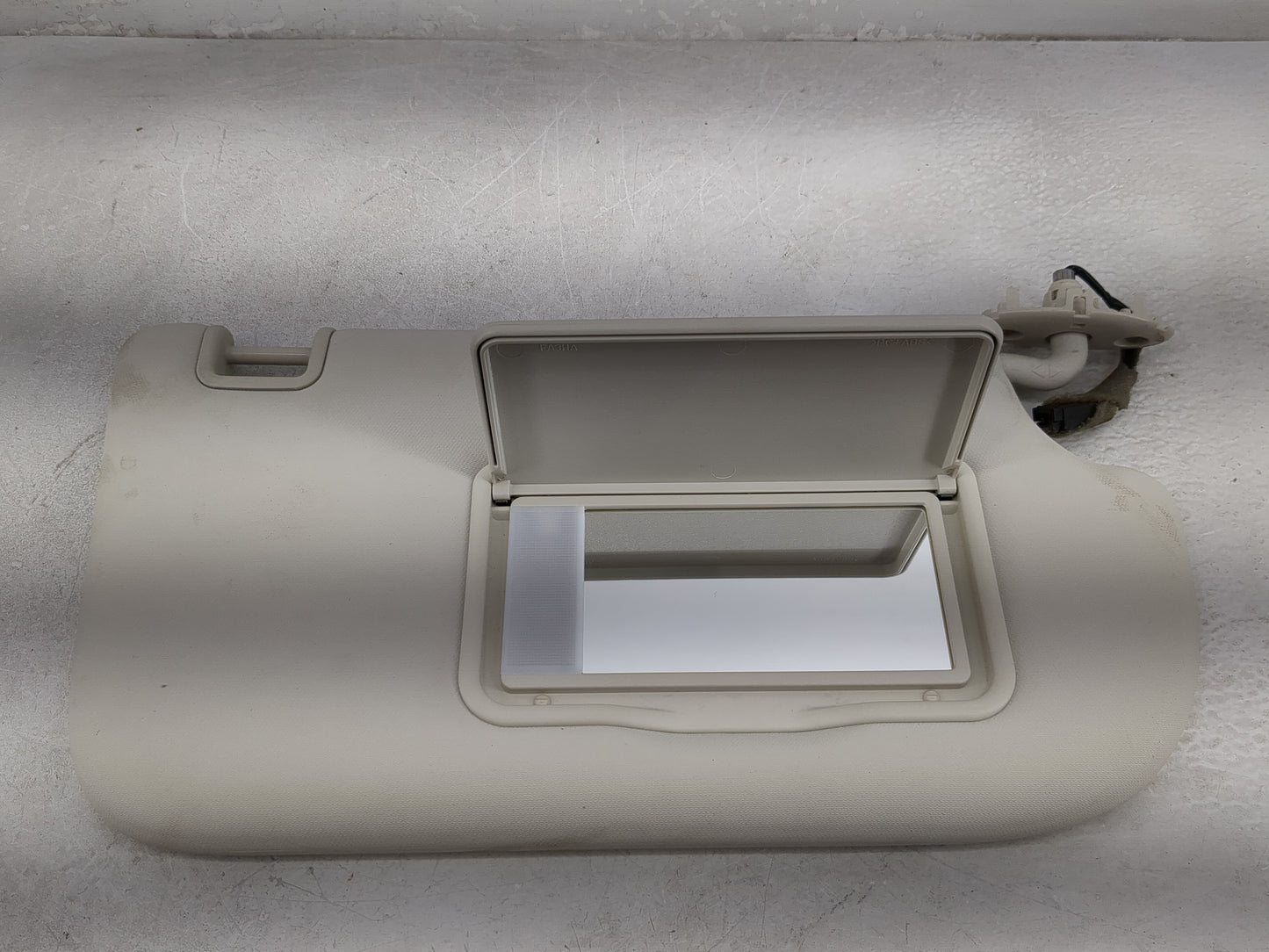 2013-2019 Ford Escape Sun Visor Shade Replacement Passenger Right Mirror Fits Fits 2013 2014 2015 2016 2017 2018 2019 OEM Us