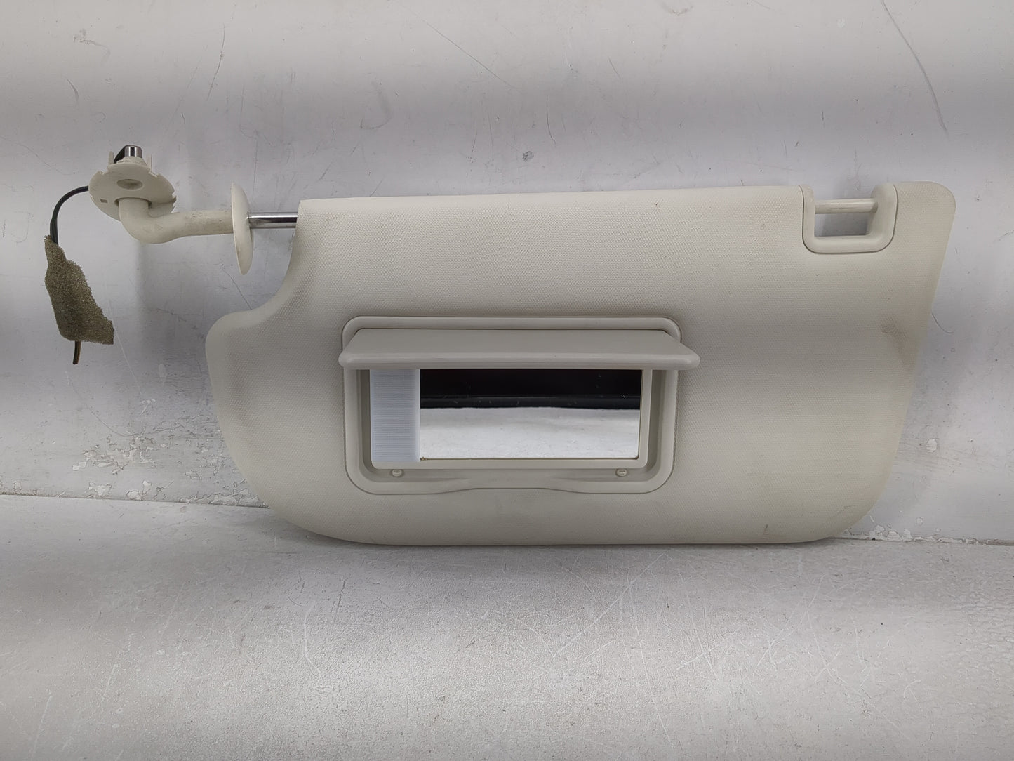 2013-2019 Ford Escape Sun Visor Shade Replacement Driver Left Mirror Fits Fits 2013 2014 2015 2016 2017 2018 2019 OEM Used A