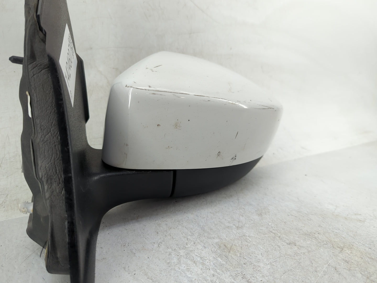 2017-2019 Ford Escape Driver Side View Mirror - Left Door Mirror OEM Used - Oemusedautoparts1.com