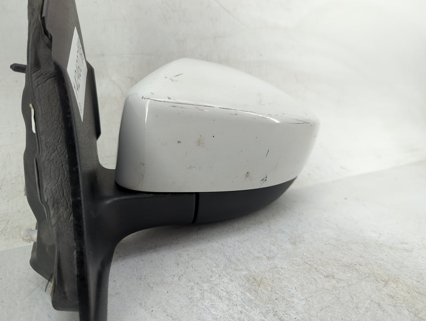 2017-2019 Ford Escape Driver Side View Mirror - Left Door Mirror OEM Used - Oemusedautoparts1.com