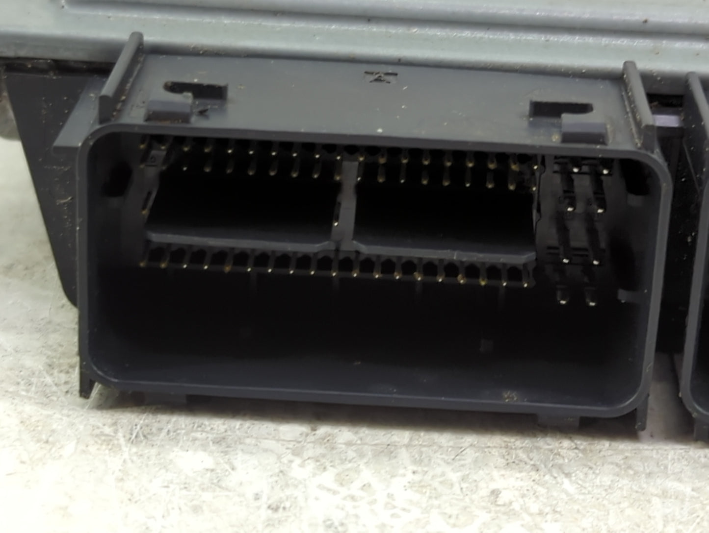 2017-2019 Ford Escape PCM Engine Control Computer ECU ECM PCU OEM P/N:HU5T-14F262-BA A2C95192200 Fits Fits 2017 2018 2019 OE