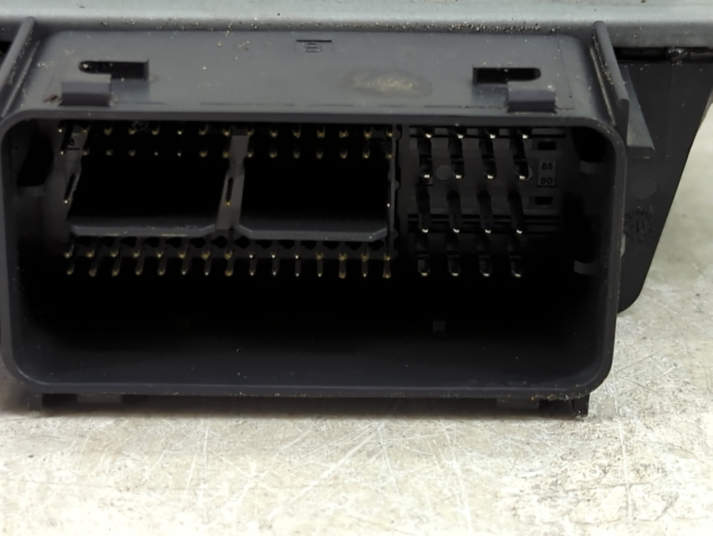 2017-2019 Ford Escape PCM Engine Control Computer ECU ECM PCU OEM P/N:HU5T-14F262-BA A2C95192200 Fits Fits 2017 2018 2019 OE