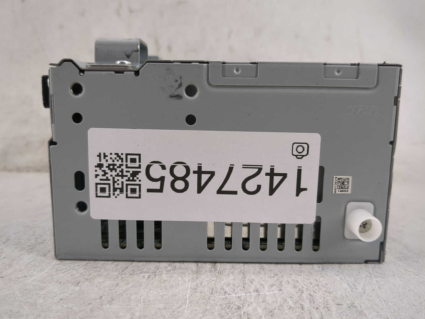 2017-2019 Ford Escape Radio AM FM Cd Player Receiver Replacement P/N:GJ5T-19C107-BE Fits Fits 2017 2018 2019 OEM Used Auto P