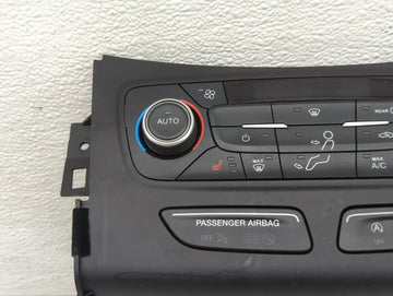 2018-2019 Ford Escape Climate Control Module Temperature AC/Heater Replacement P/N:GJ5T-18C612-CJ Fits Fits 2018 2019 OEM Used Auto Parts
