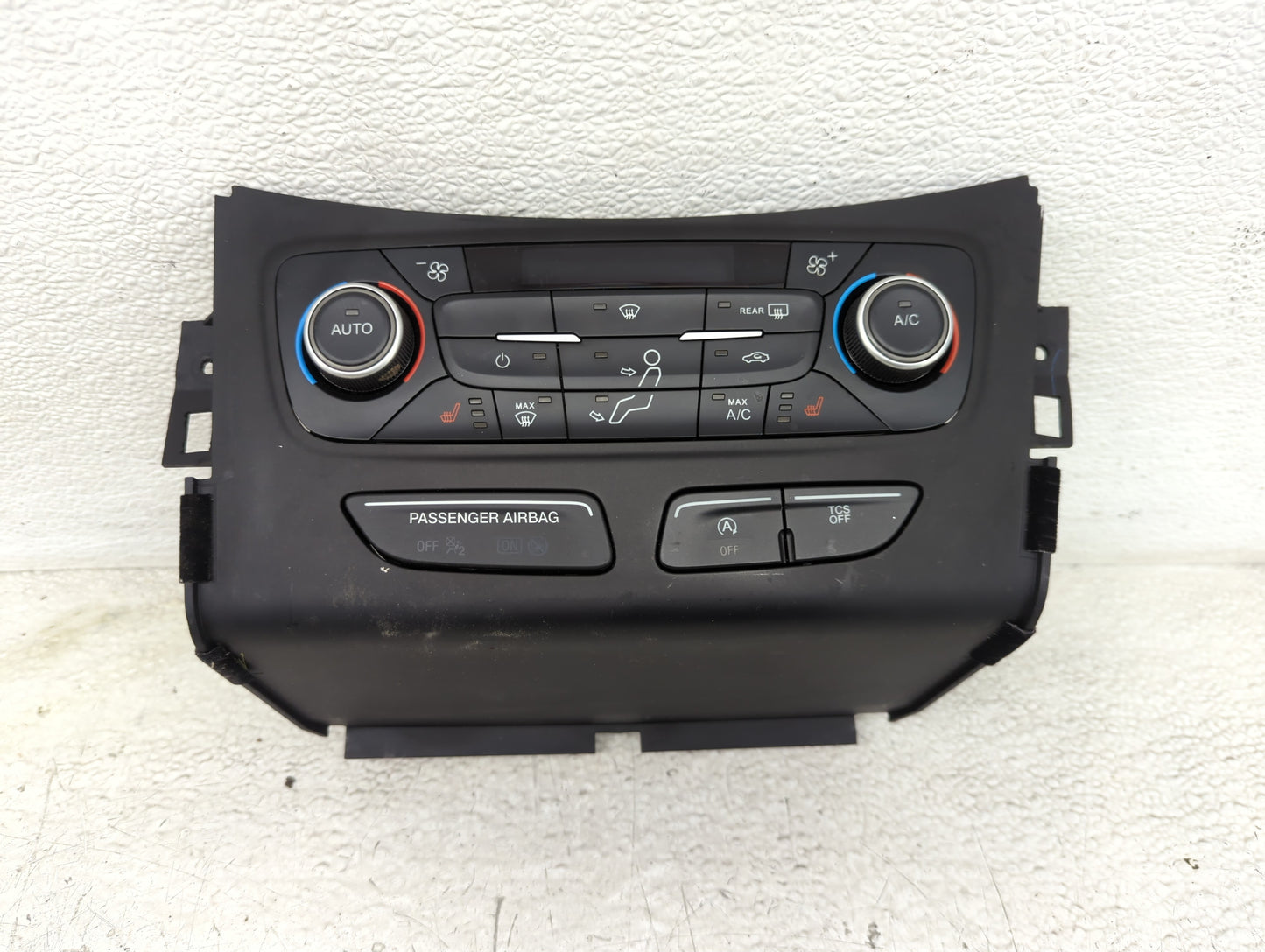 2018-2019 Ford Escape Climate Control Module Temperature AC/Heater Replacement P/N:GJ5T-18C612-CH Fits Fits 2018 2019 OEM Us