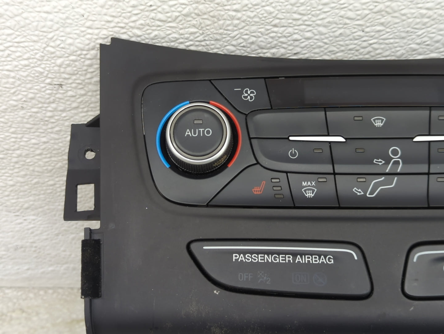 2018-2019 Ford Escape Climate Control Module Temperature AC/Heater Replacement P/N:GJ5T-18C612-CH Fits Fits 2018 2019 OEM Us